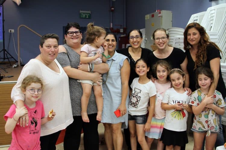 מפגש של הקהילה צילום דדי ברק