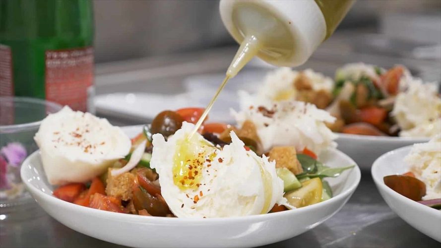 סרפינה. סלט קפרזה, צילום: דניס צייטלין