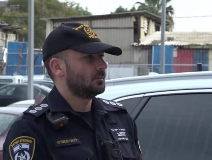 פקד לואי פארס