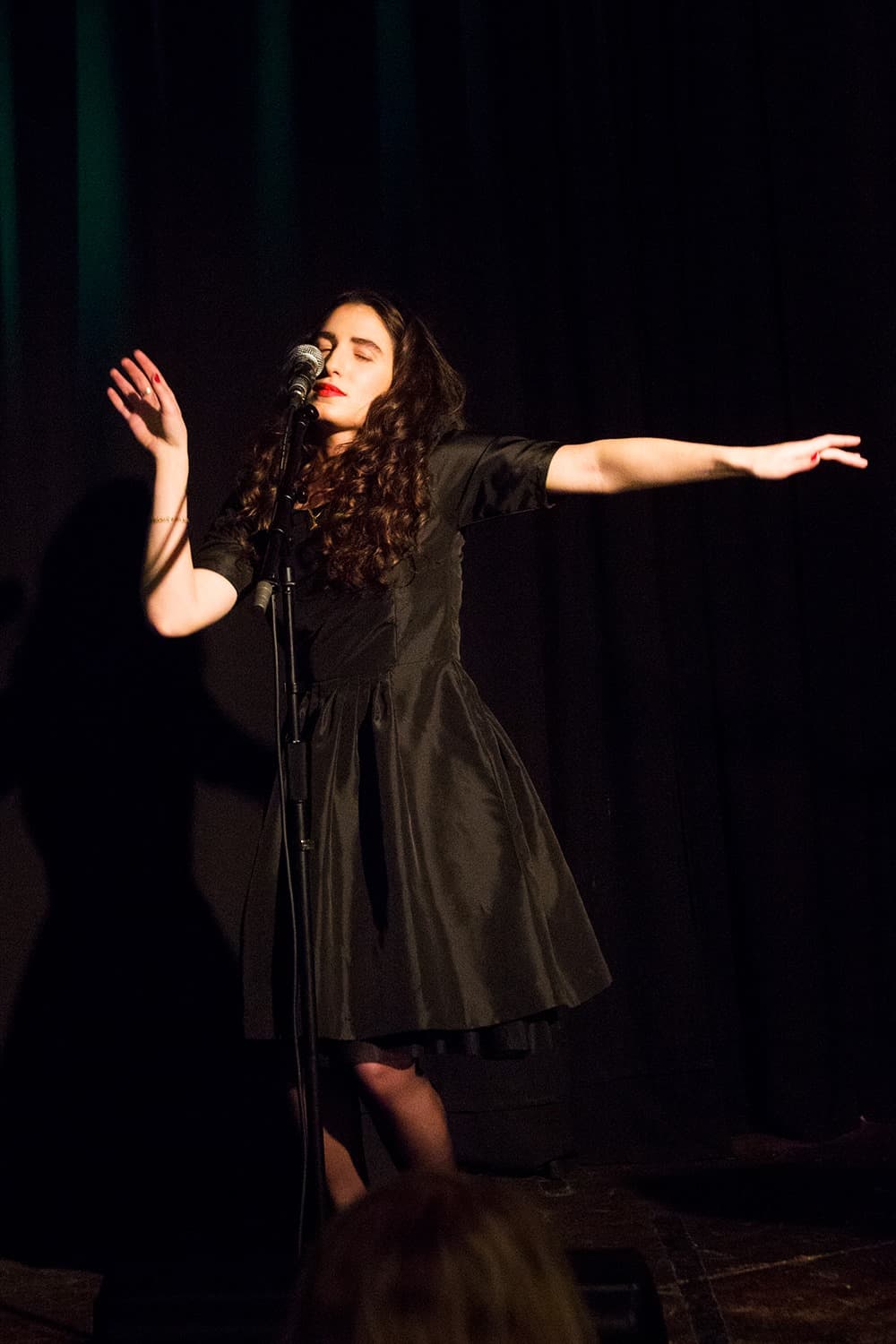 ביס מהתפוח. צלם: אקי פלקסר