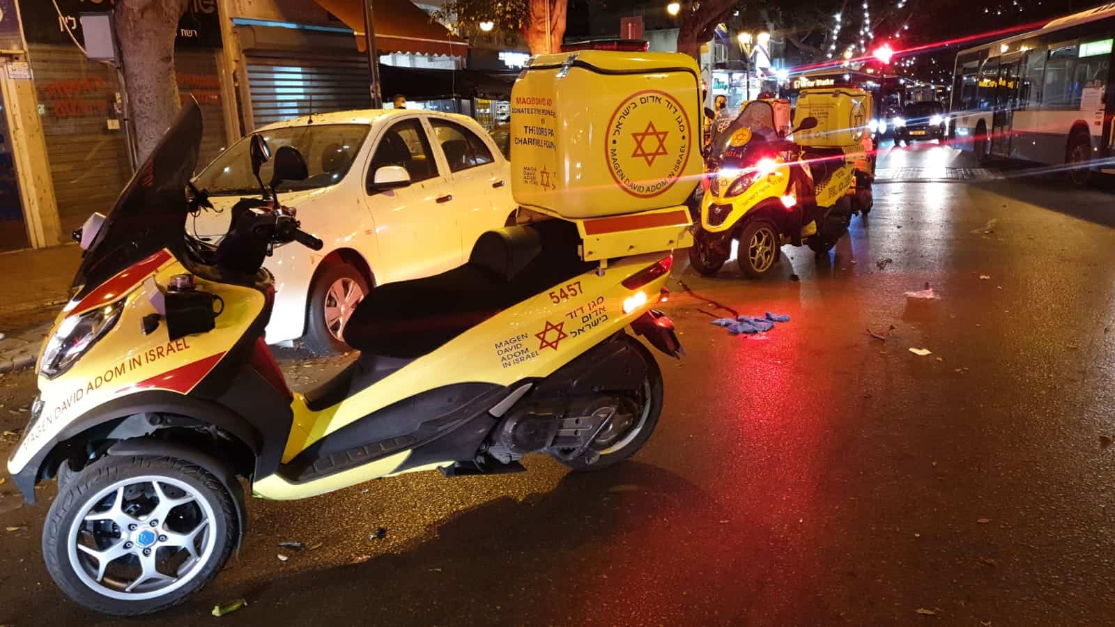 תאונה ברחוב ביאליק ברמת גן (צילום: משטרת ישראל)