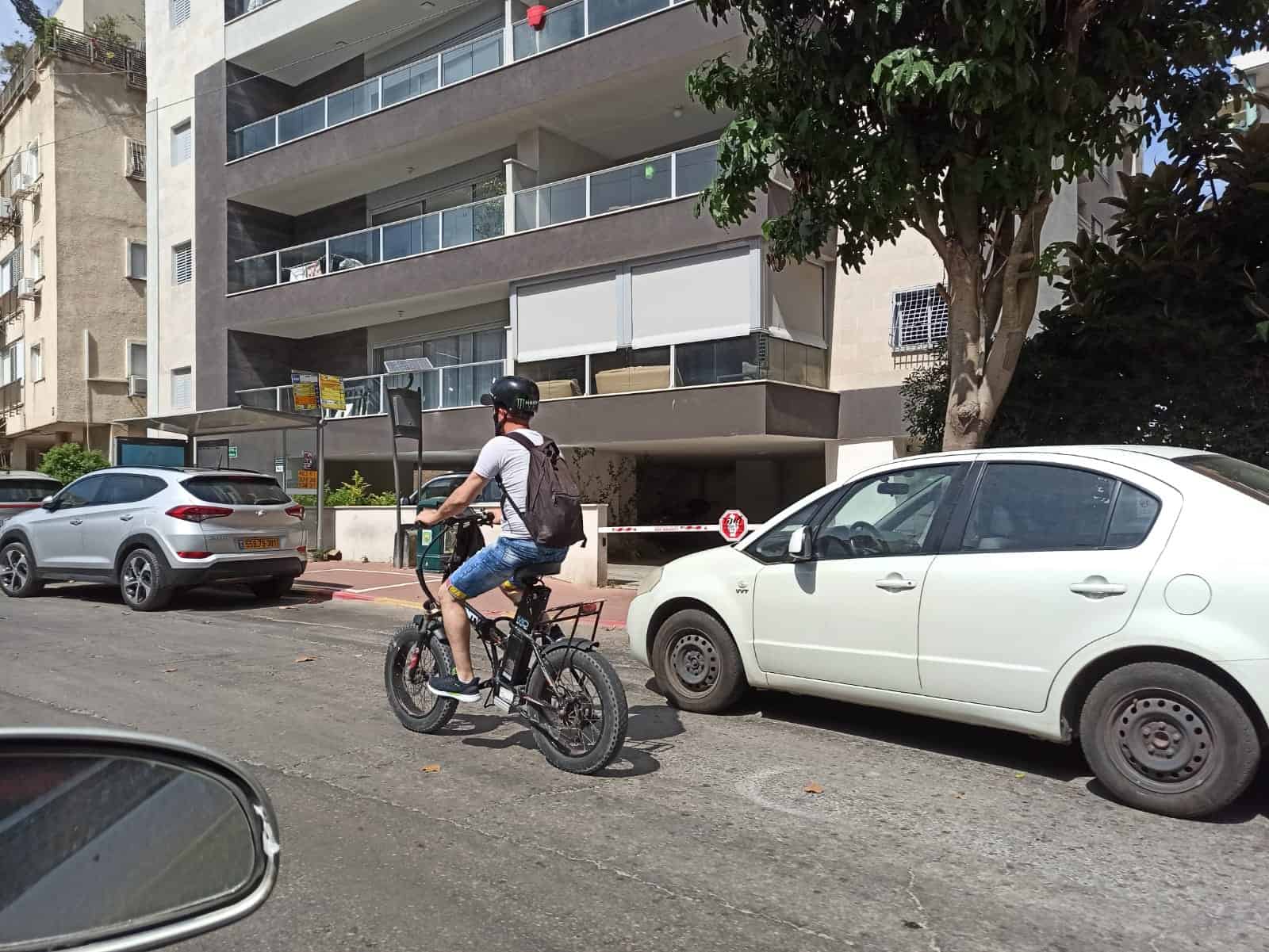 אופניים חשמליים צילום נטלי פורטי