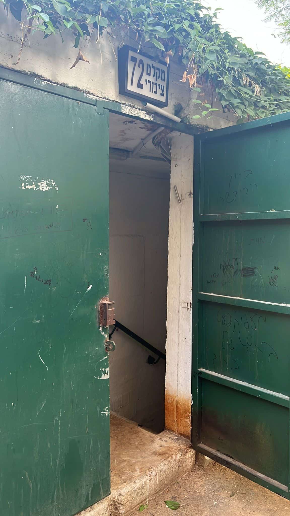 8450c81d-a7ef-4481-bdaf-c6989a439dde