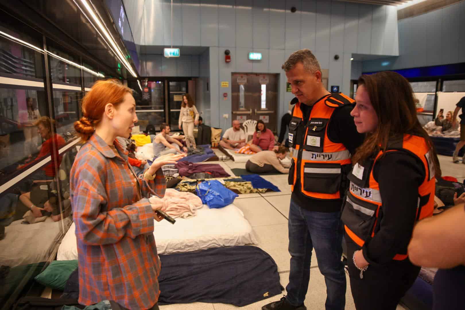 כרמל שאמה הכהן, מבקר בתחנת הרכבת הקלהצילום: אורי חבושי