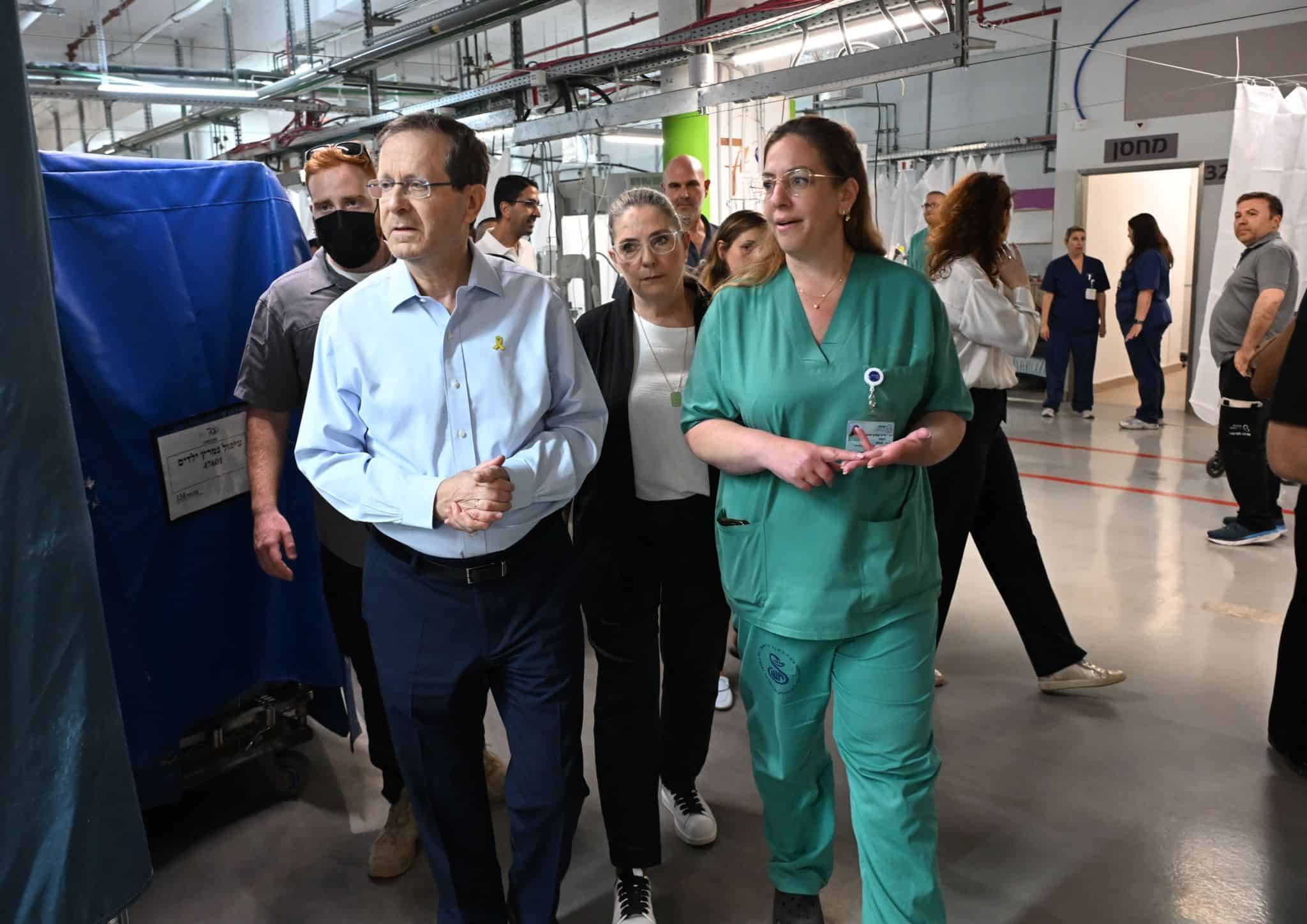 נשיא המדינה ביקר בבית החולים התת קרקעי שהוקם במרכז הרפואי שיבא. קרדיט צילום: חיים צח/לע״מ