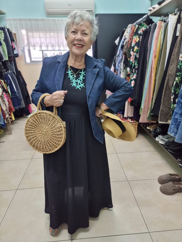 כוכבה ברזילאי מתנדבת בביגודית. צילום וסטיילינג: מירי דולינסקי שבו-טיפיומירי