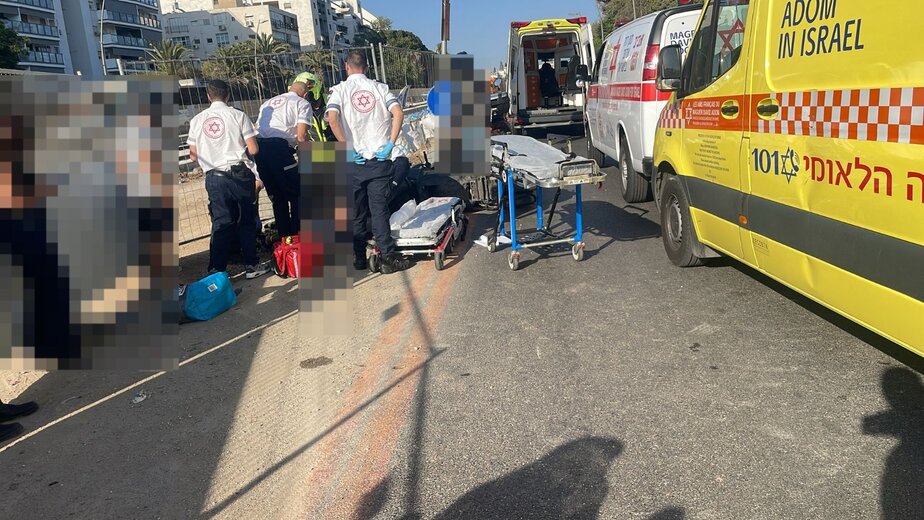 רוכב אופנוע כבן 30 נפצע קשה בדרך אלוף שדה. צילום: תיעוד מבצעי מד"א