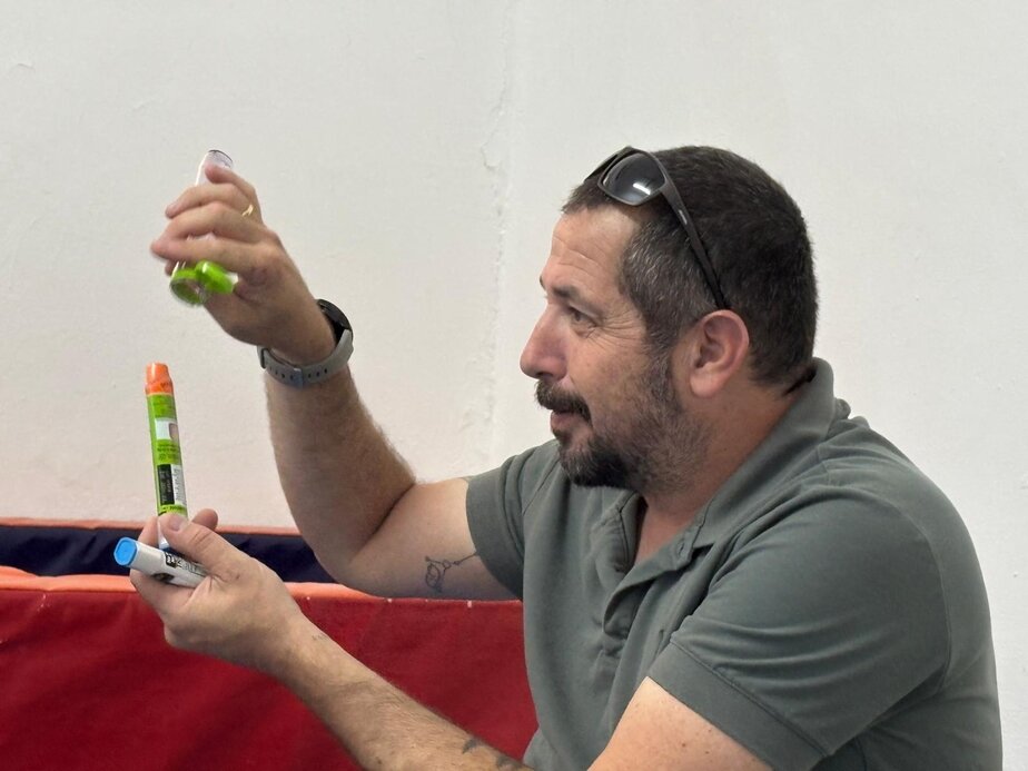  מור לכיש מעביר הדרכות. צילום: נגה וייס