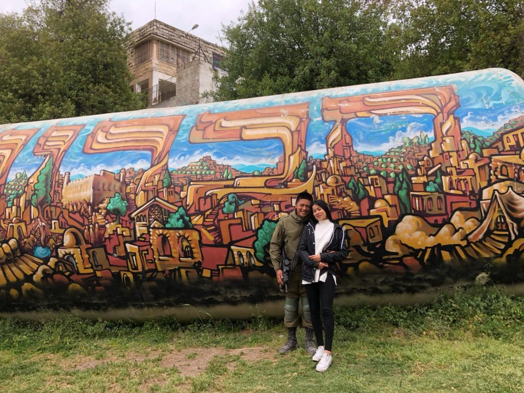 דניאלה עם סדריק גרין ז"ל. צילום פרטי