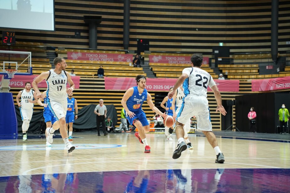 יובל וירניק באולימפיאדת החירשים צילום Yali Films