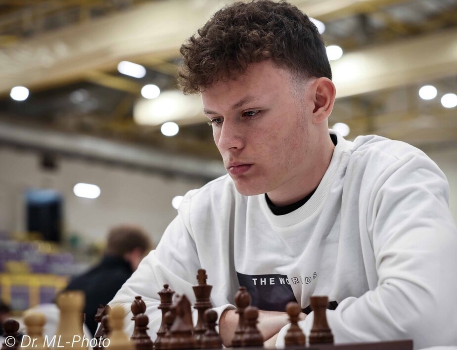 שלום אלבז יחצ גיא לוין צילום מארק ליפשיץ