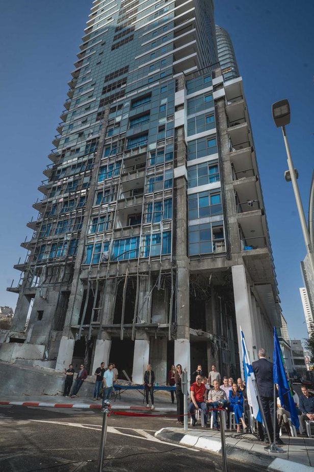 דרך חדשה וצומת המחברים באופן ישיר בין הצירים המרכזיים ארלוזורוב וז'בוטינסקי רמת גן. צילום: אילן ספירא