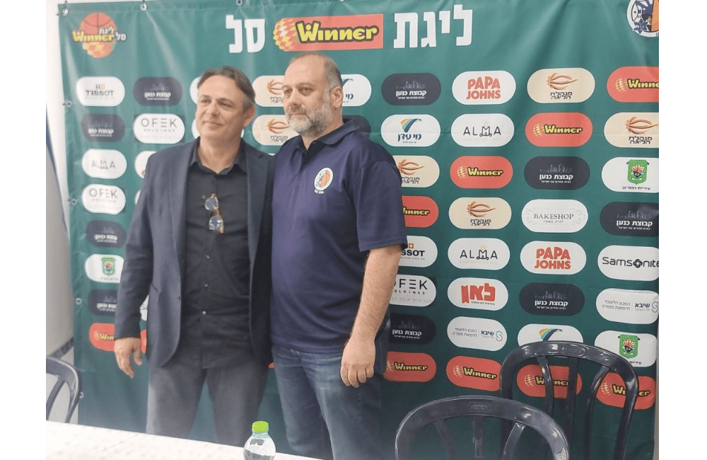 מימין חן שניידרמן ואבי גבאי. צילום: מירי דולינסקי שבו