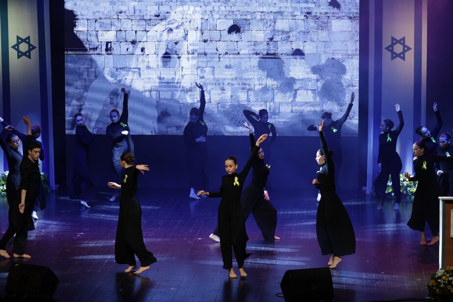 טקס יום השואה בגבעתיים 2025. צילום: אוראל כהן