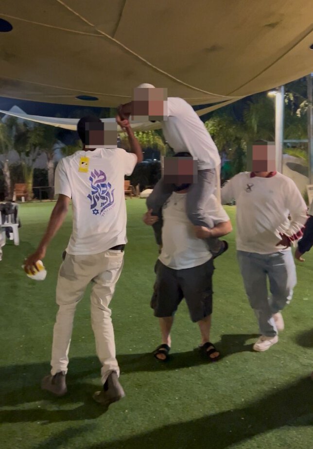 העמותה לזכר ניב תל צור ז"ל מחבקת את לוחמי גבעתי. צילום שירי בלי