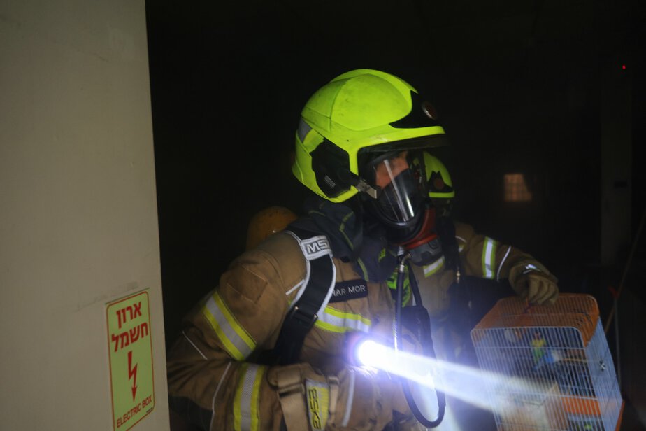 שריפה פרצה בגן ילדים ברמת גן. צילום: אבנר בן מנחם- כבאות והצלה לישראל