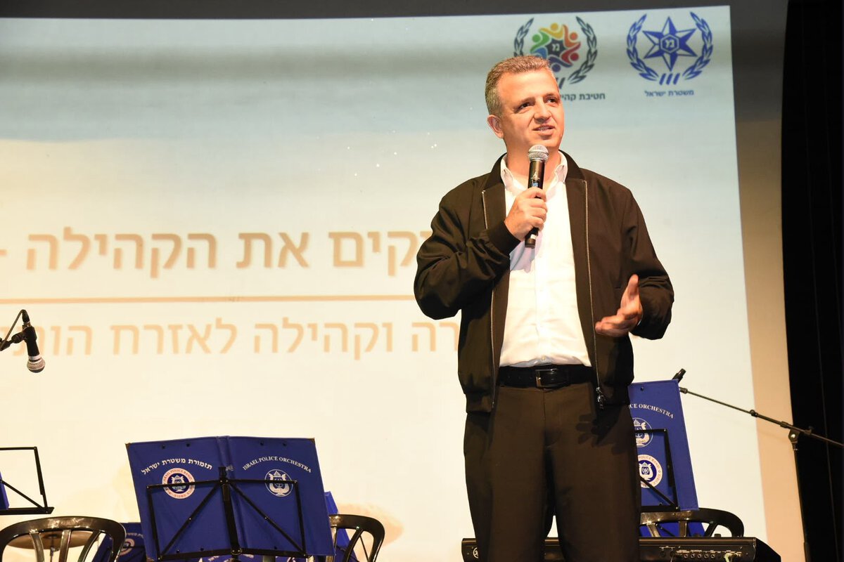 ראש עיריית רמת גן, כרמל שאמה הכהן בכנס לביטחון אישי ומניעת הונאות ברמת גן